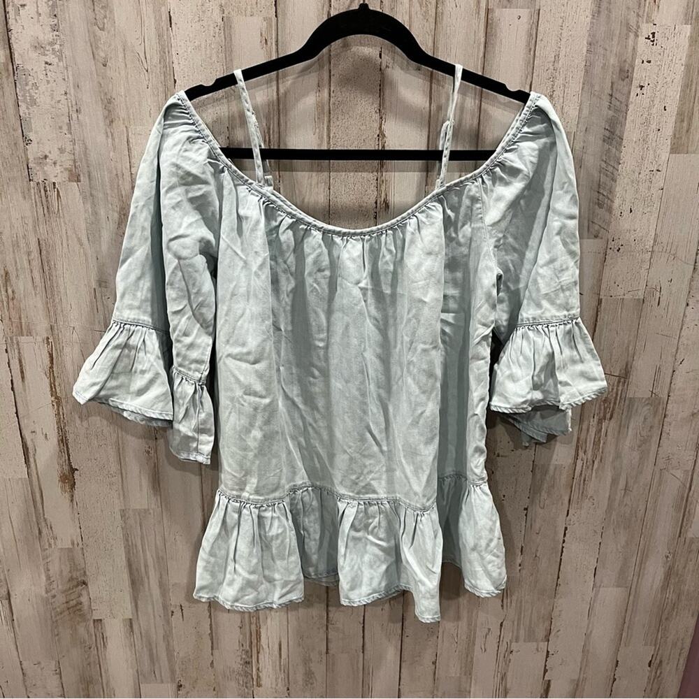 NWT‎ Beach Lunch Lounge Chambray Lyocell Lexi Off The Shoulder Top Bell Sleeve